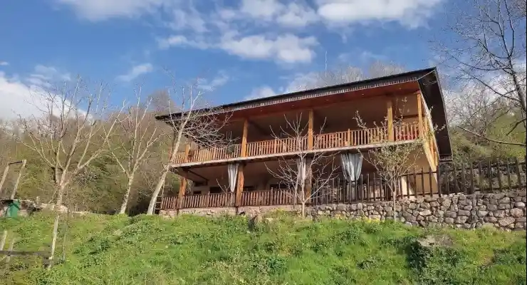 اقامتگاه بومگردی سرخدار