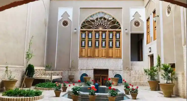 بوتیک هتل کاشانه ماهور