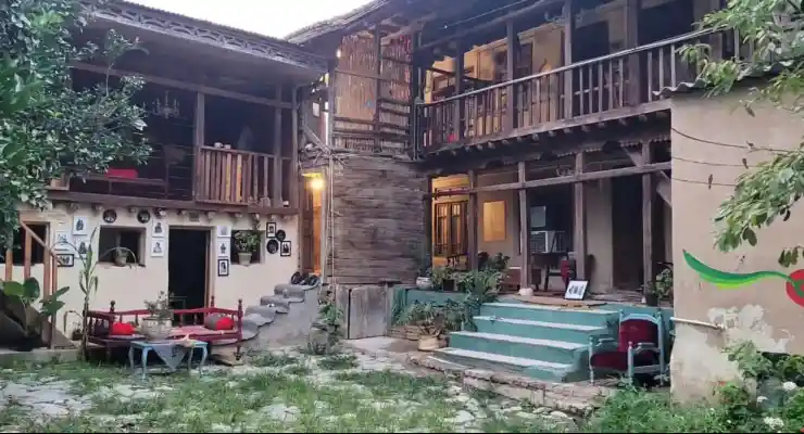 اقامتگاه بومگردی پیتک قلعه