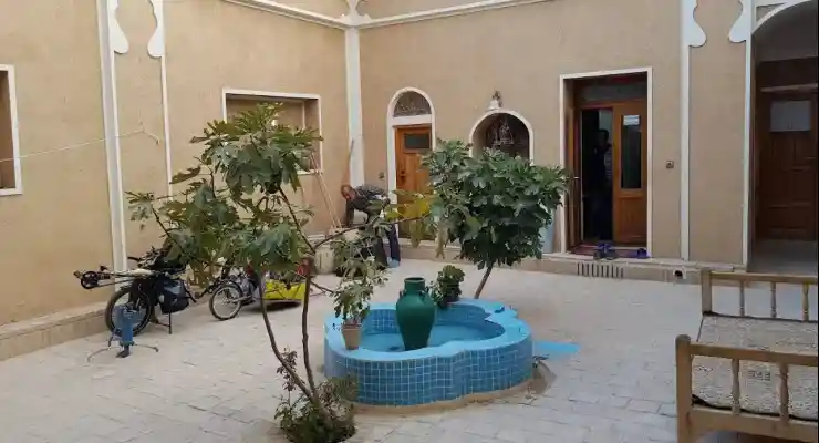 اقامتگاه سنتی چاپاکر