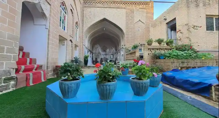 بوتیک هتل طبیب