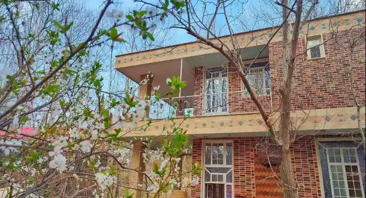 اقامتگاه بومگردی مونت قلات