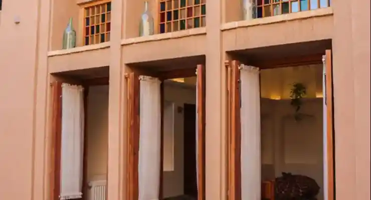 اقامتگاه بومگردی سرای چاووش