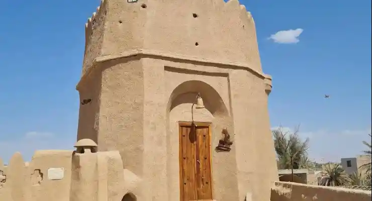 اقامتگاه بومگردی آریز