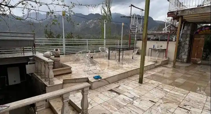 اقامتگاه بومگردی کمنزیل