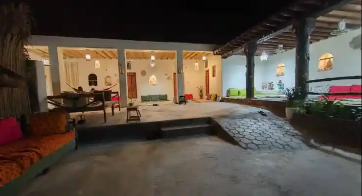 اقامتگاه بومگردی حب