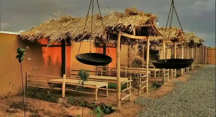 اقامتگاه بومگردی شبهای کاغذی