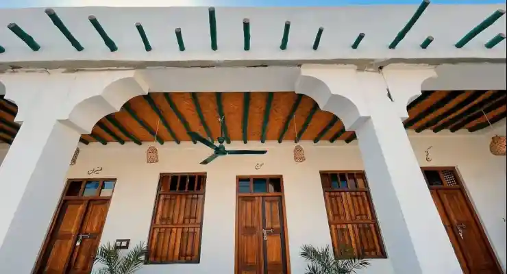 اقامتگاه بومگردی آهید