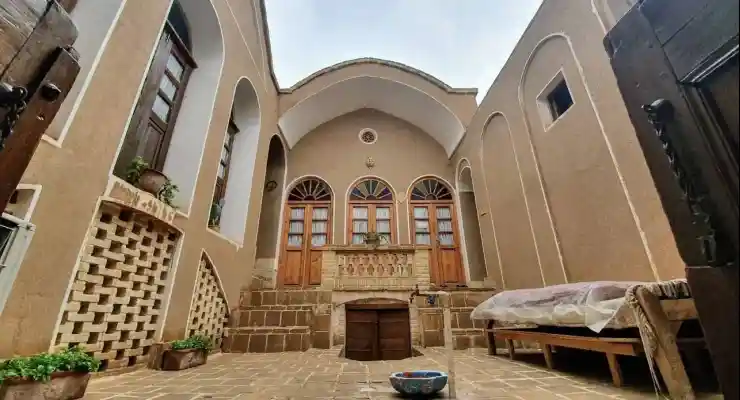 بوتیک هتل نقلی