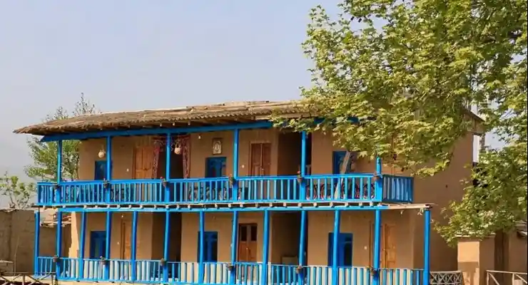 اقامتگاه بومگردی امیرستون