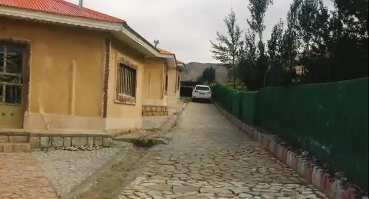 اقامتگاه بومگردی لپک کوهرنگ