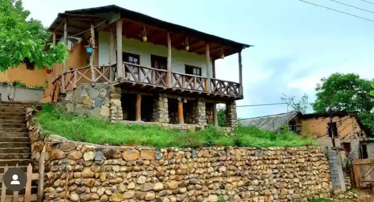 اقامتگاه بومگردی سرای اساس