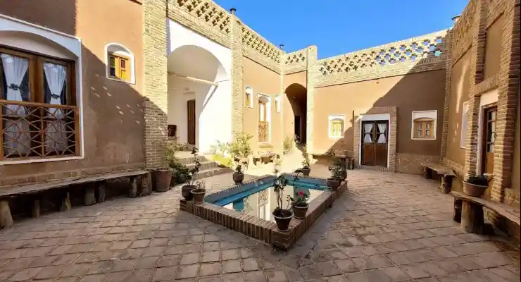 اقامتگاه بومگردی سرای نیاکان