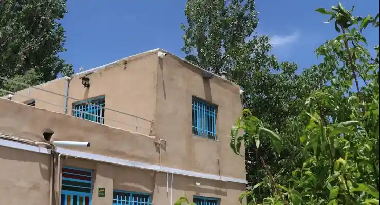 اقامتگاه بومگردی هفت سواران