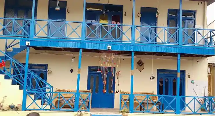 اقامتگاه بومگردی حاجی ملک