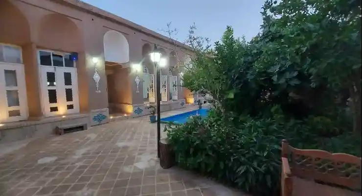 اقامتگاه بومگردی عمارت بانو