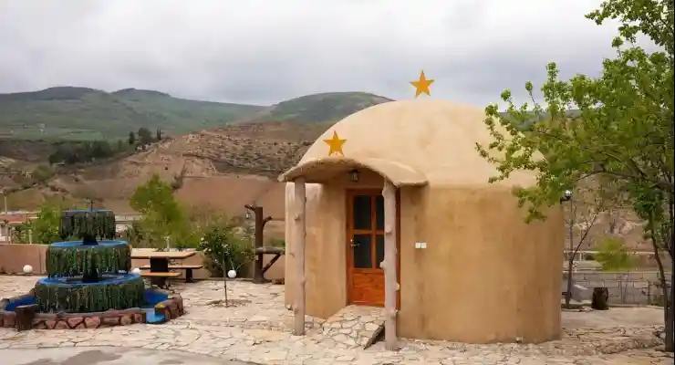 اقامتگاه بومگردی آتیلا