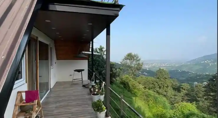 کلبه سوییسی اتی