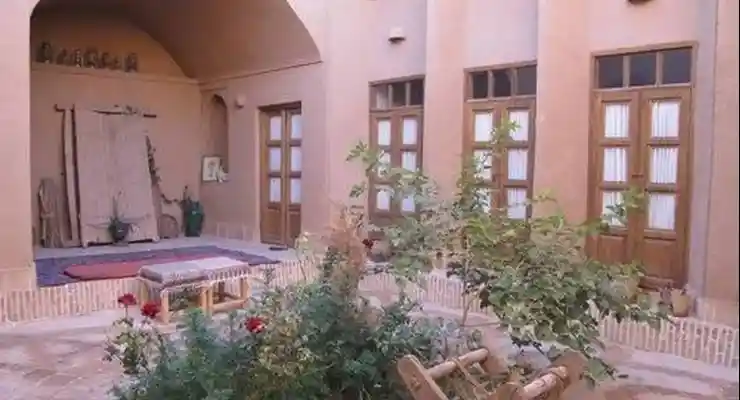 اقامتگاه بومگردی خانه رستم