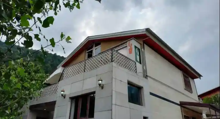 اقامتگاه بومگردی جاجیم تراس