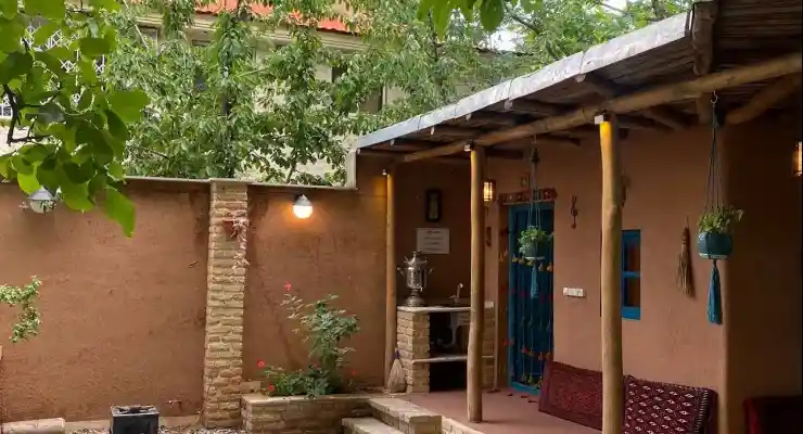 اقامتگاه بومگردی سراچه