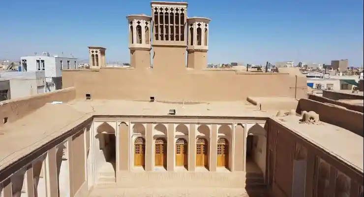 اقامتگاه بومگردی ریگ و آفتاب