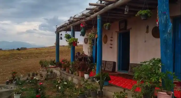 اقامتگاه بومگردی یاشیل کمکی