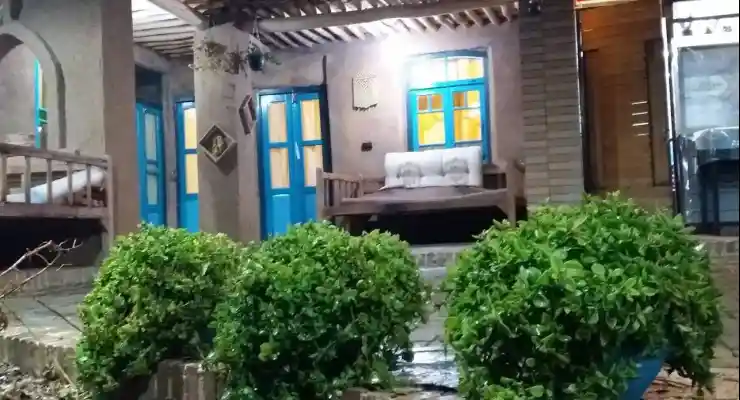 اقامتگاه بومگردی دستنا