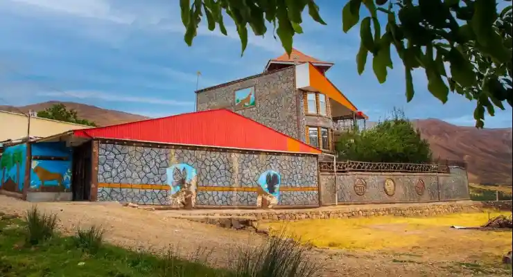 اقامتگاه بومگردی چشمه مروارید