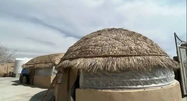 اقامتگاه بومگردی ستاره کویر خوریان