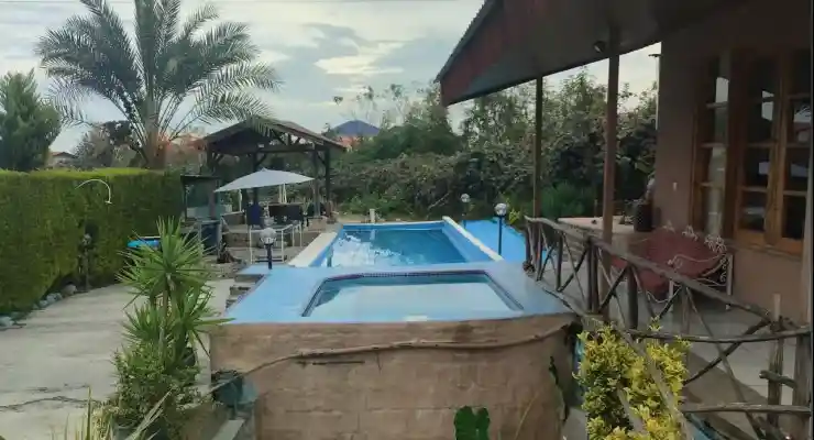 مزرعه گردشگری عمو نصی