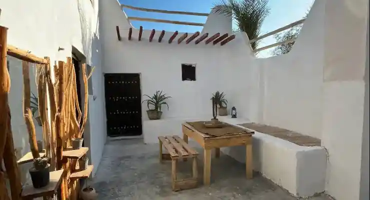 اقامتگاه بومگردی بادگیران