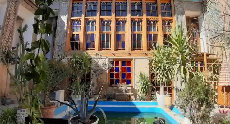 اقامتگاه سنتی طاها