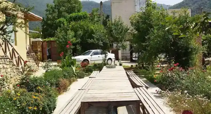 اقامتگاه بومگردی ننه بیبی