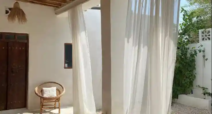 اقامتگاه بومگردی الف