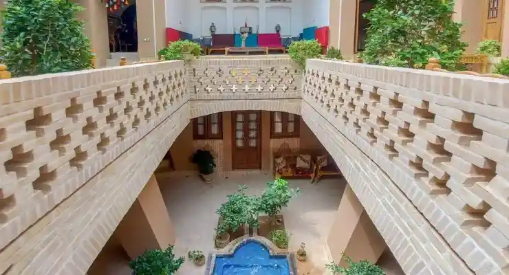 اقامتگاه سنتی یزدان گرد