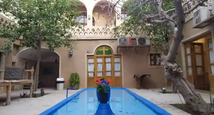 اقامتگاه سنتی سروش