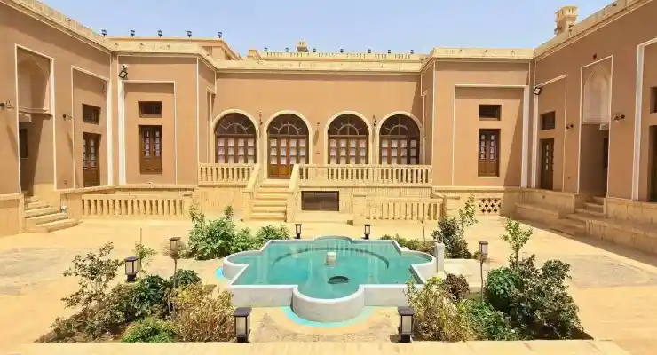 اقامتگاه بومگردی خانه حقیقت