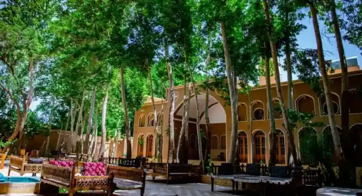 اقامتگاه سنتی باغ خوشنویس