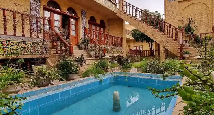 اقامتگاه سنتی فروغ مهر شیراز