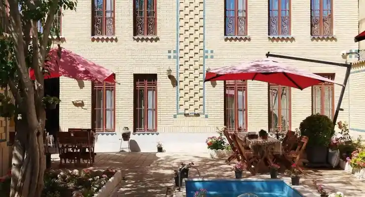 اقامتگاه سنتی سیمرغ شیراز