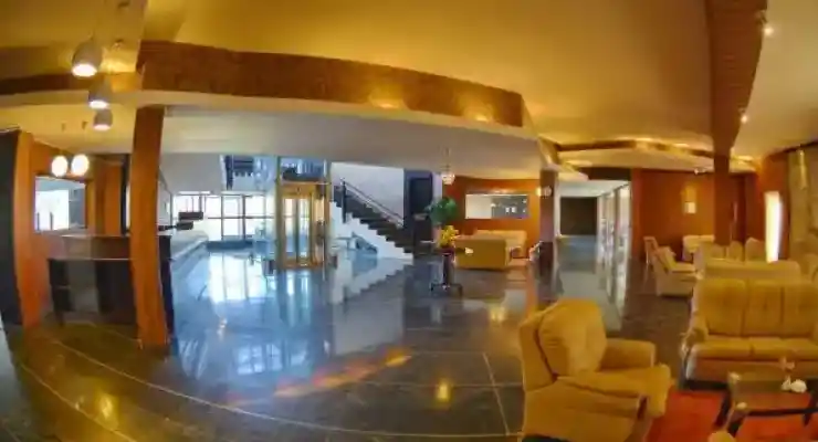 هتل پولادکف