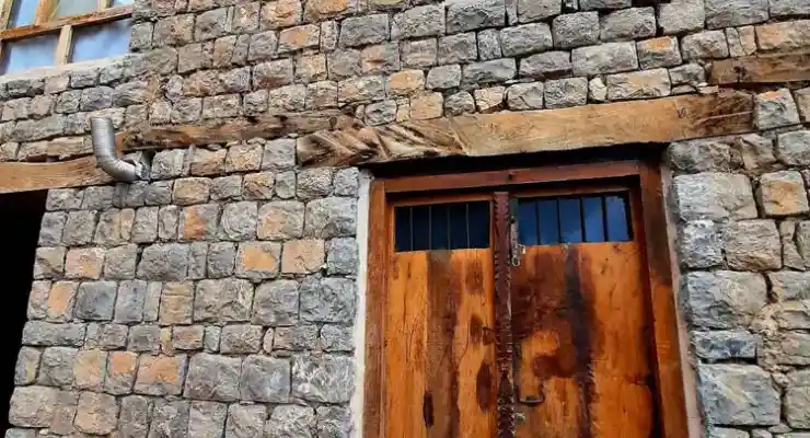 اقامتگاه بومگردی هنار