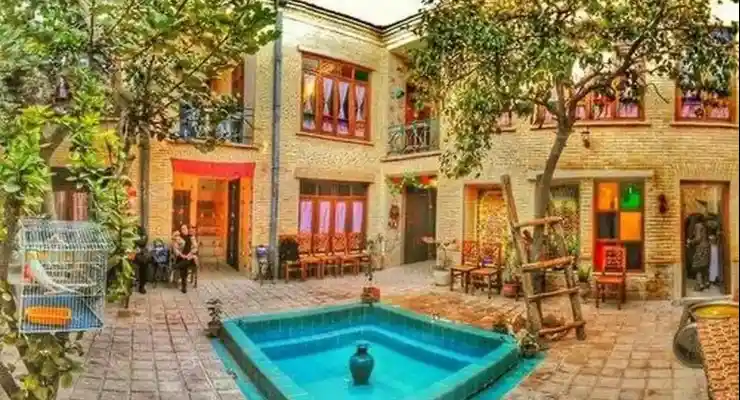 اقامتگاه سنتی ماه سلطان شیراز