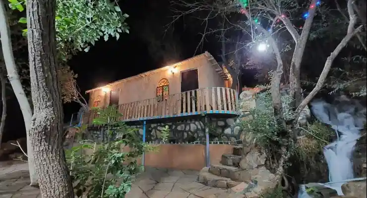 اقامتگاه بومگردی آسیاب جورگ بیضا