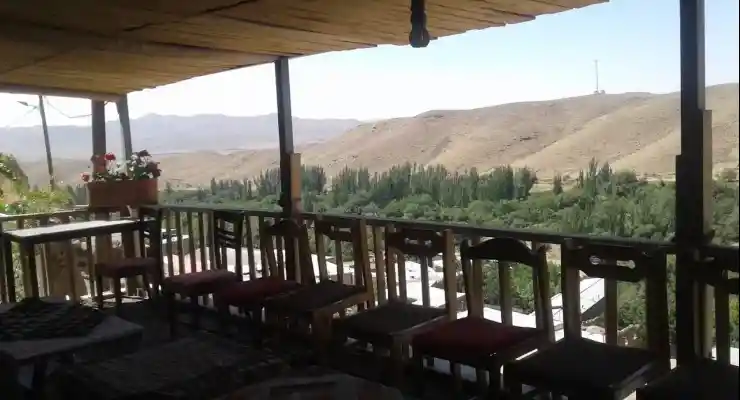 اقامتگاه سنتی ورشیو