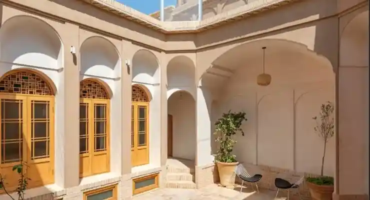 اقامتگاه بومگردی خانه مینودر