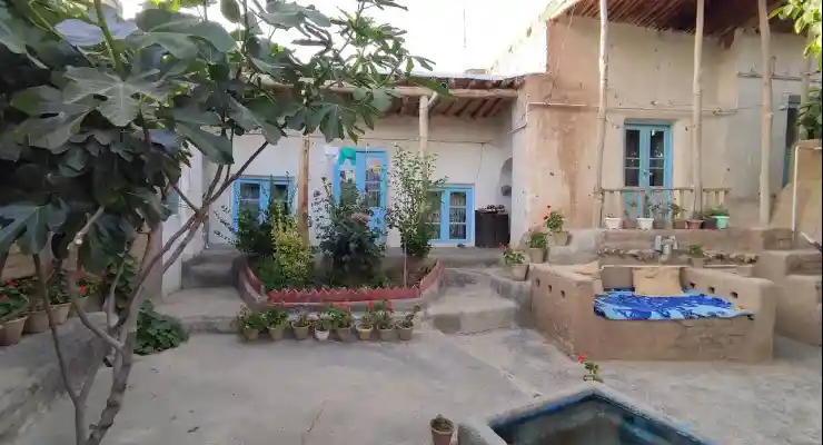 اقامتگاه بومگردی کوچه باغ