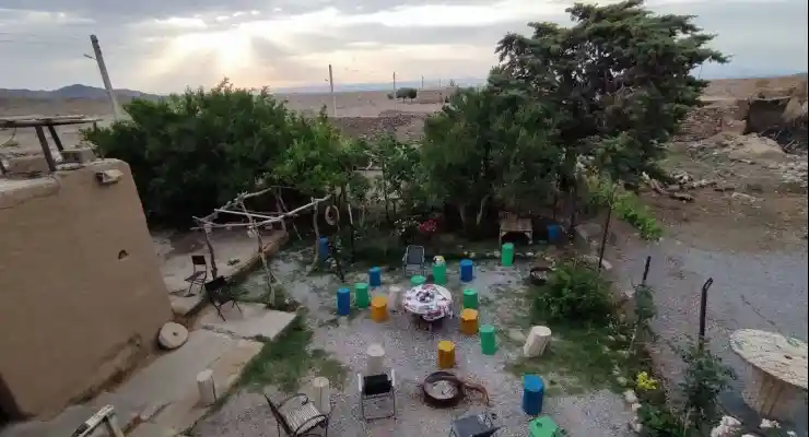 اقامتگاه بومگردی قلعه امیر خان