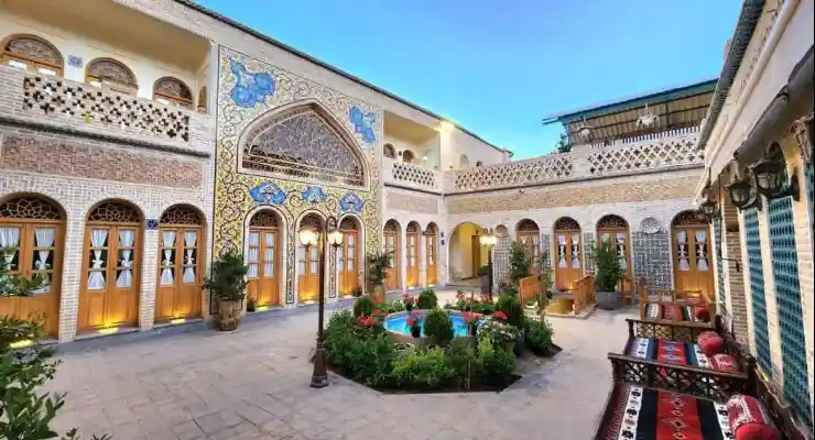 اقامتگاه سنتی گل آرا